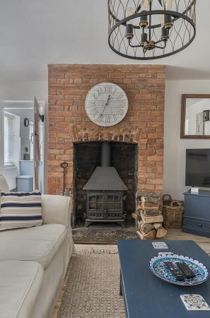 1346509-24-68b6ff...