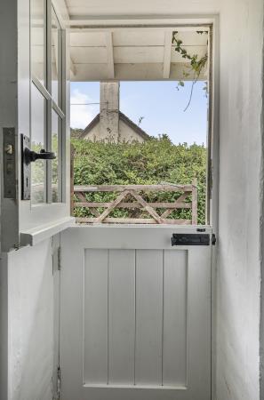 1346509-25-68b6ff...