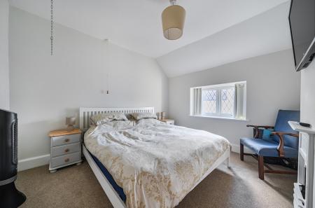 1383937-27-691f3e...