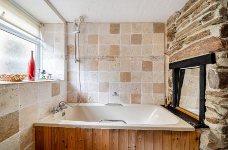 1406019-17-6978fd...