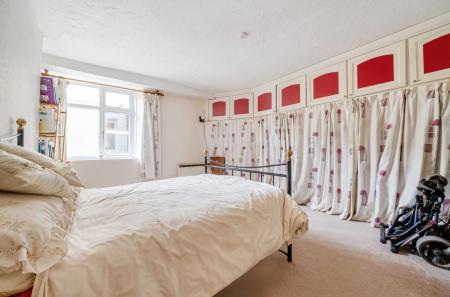 1406019-15-6978fd...