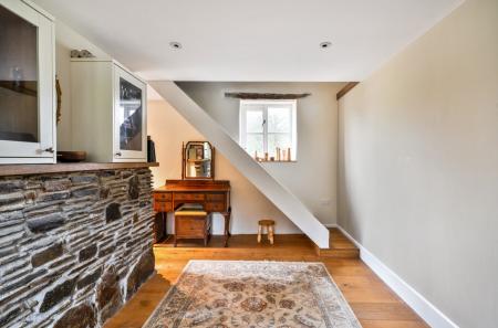 1407811-31-698b76...