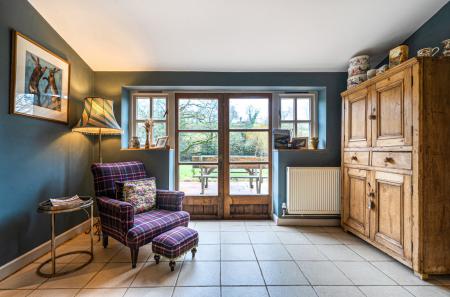 1407811-30-698b76...