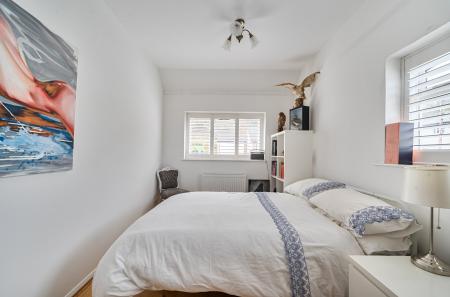 1416868-25-6998b4...