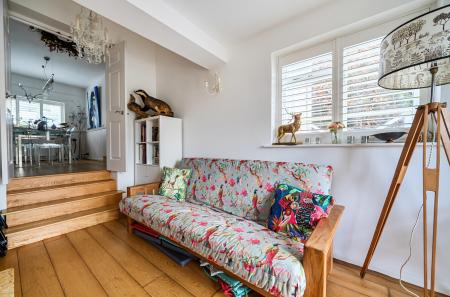 1416868-12-6998b3...