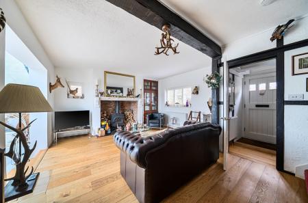 1416868-10-6998b3...