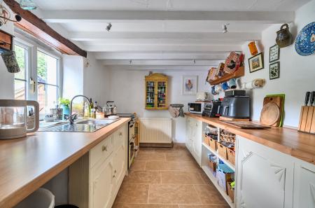 1441914-8-69e123a...