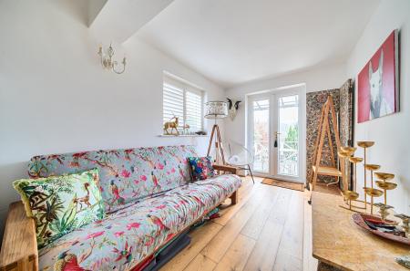 1416868-13-6998b3...