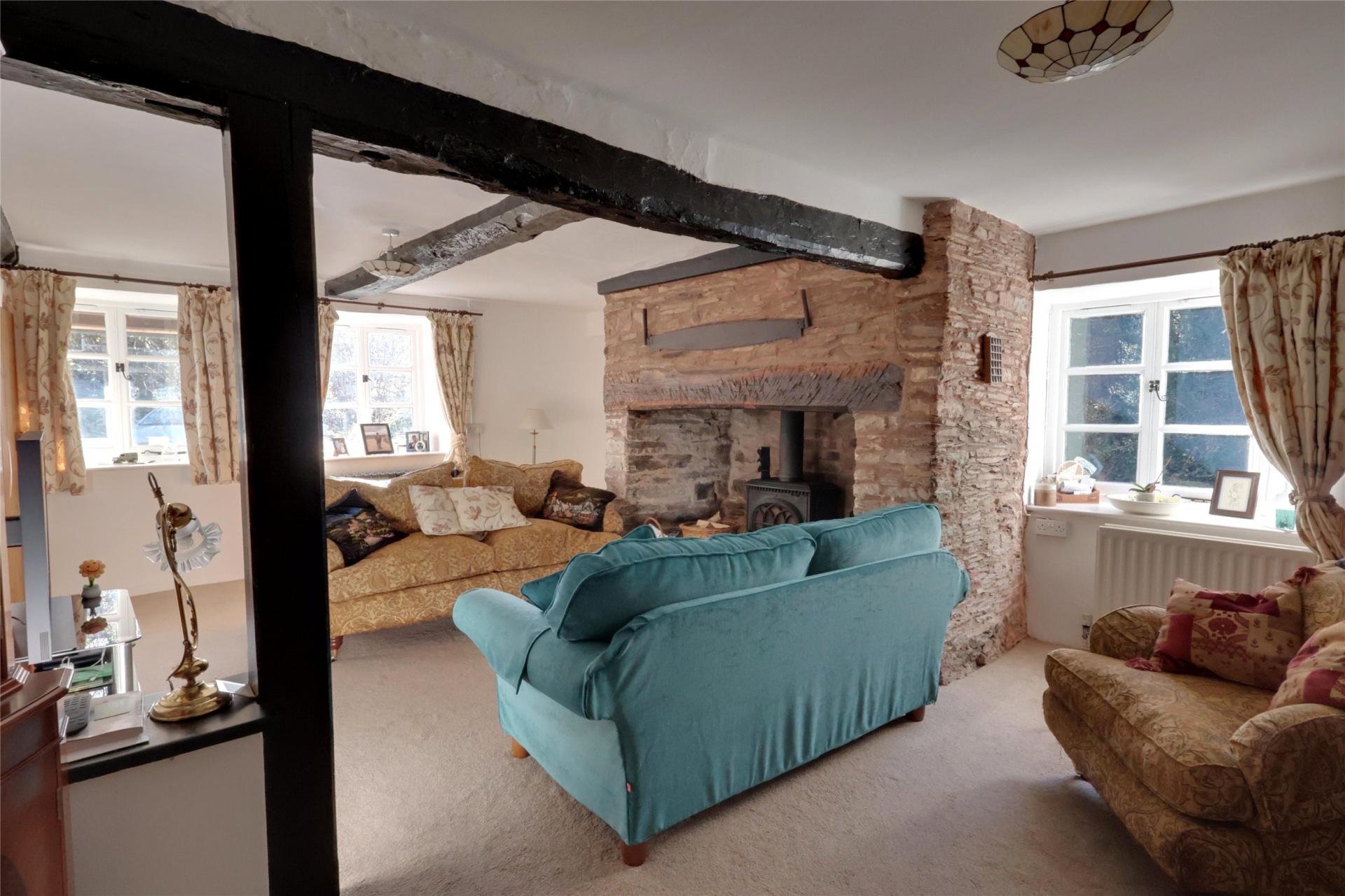 property-img