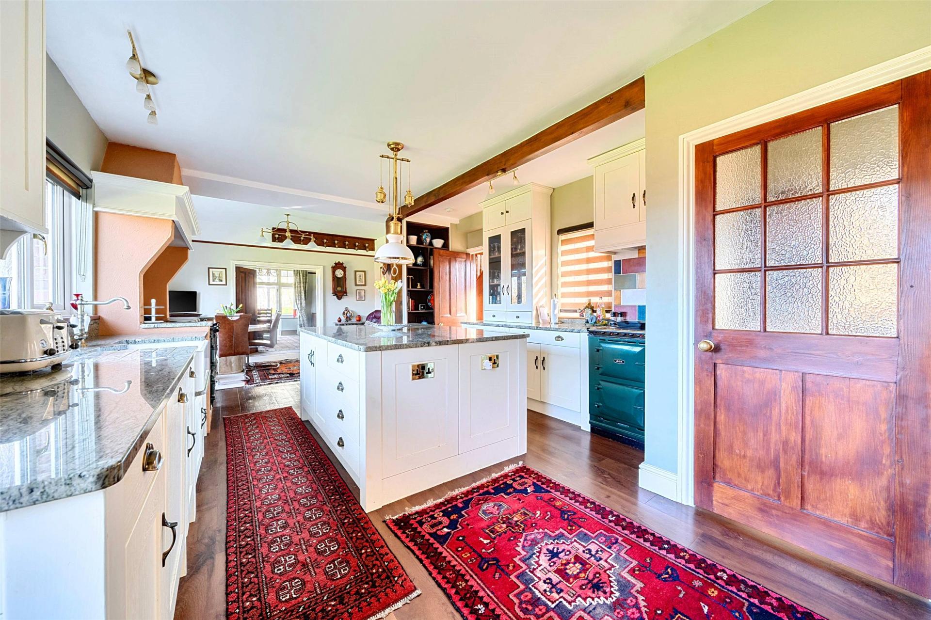 property-img