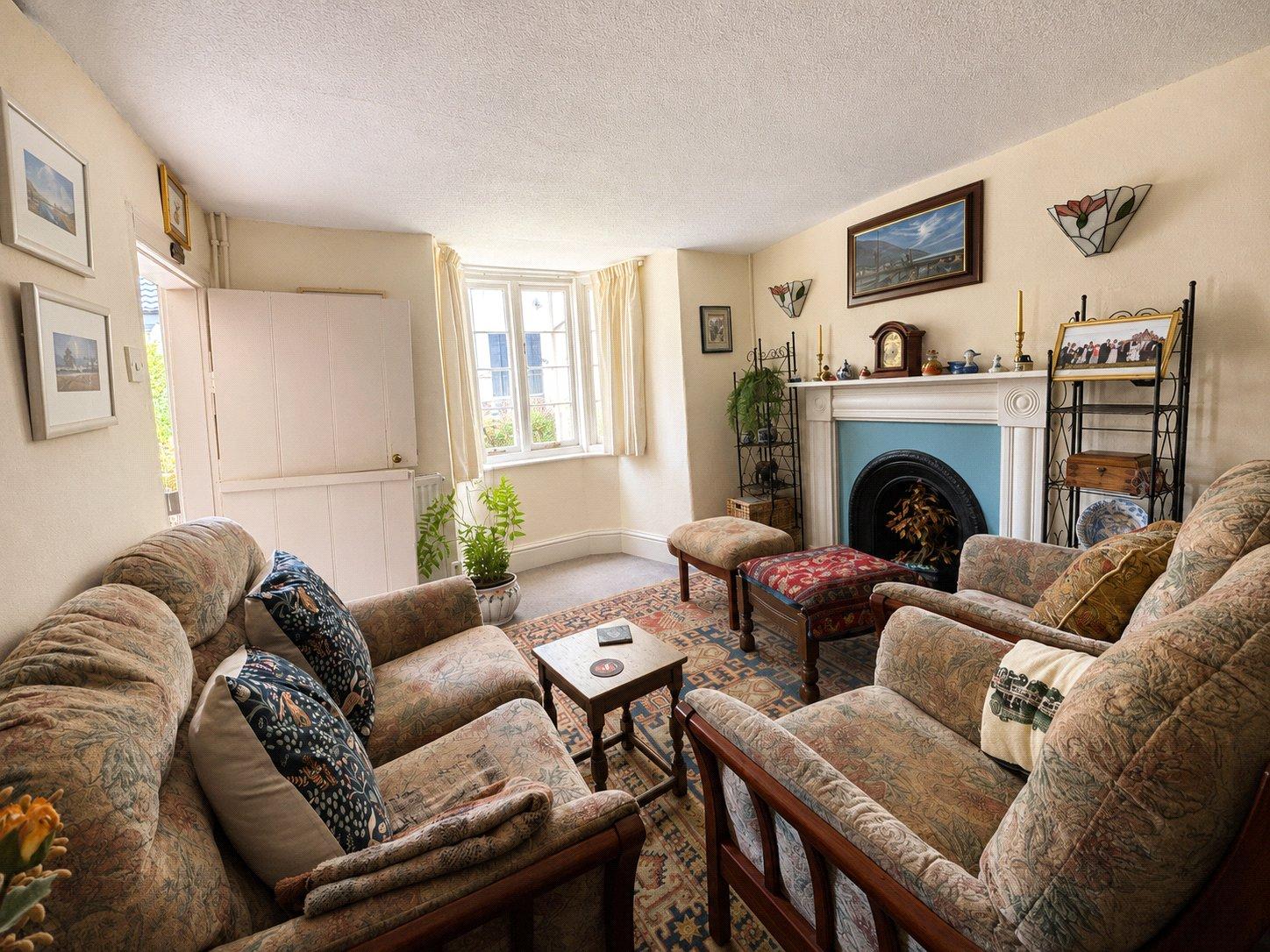 property-img