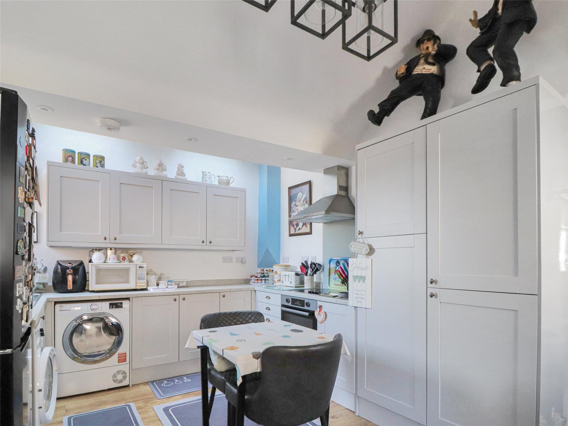 property-img
