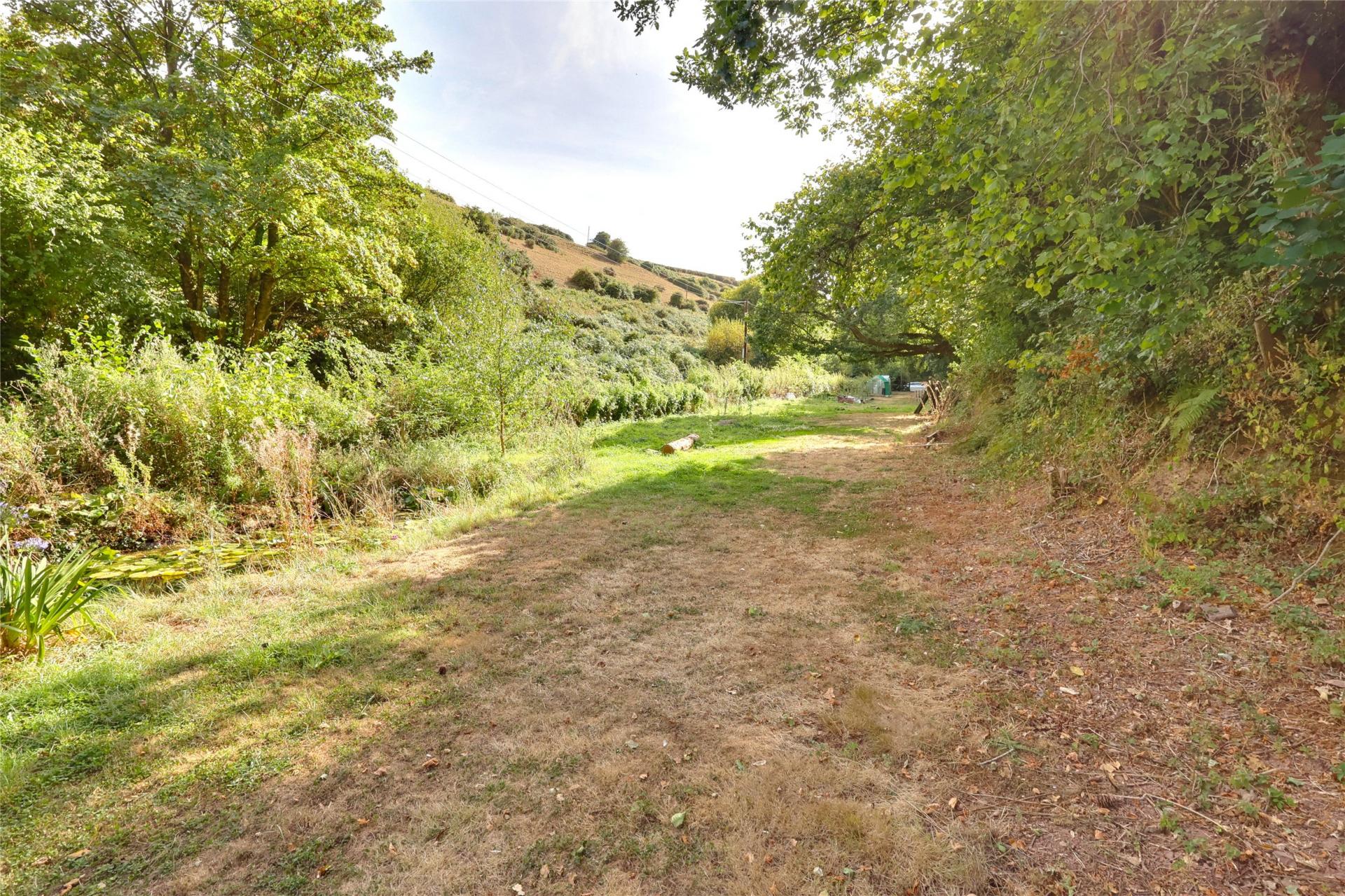 property-img