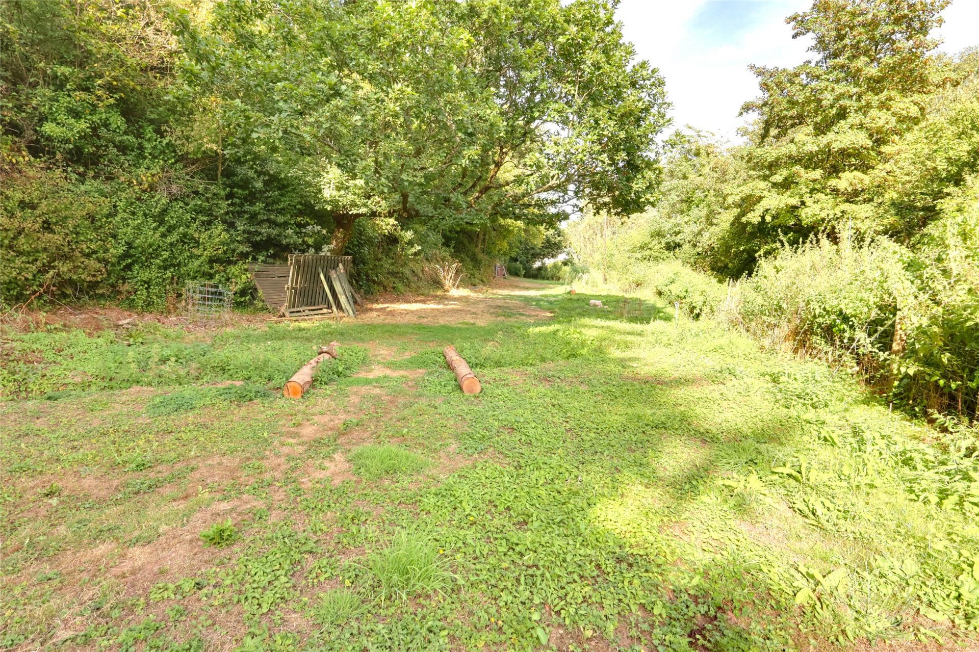 property-img