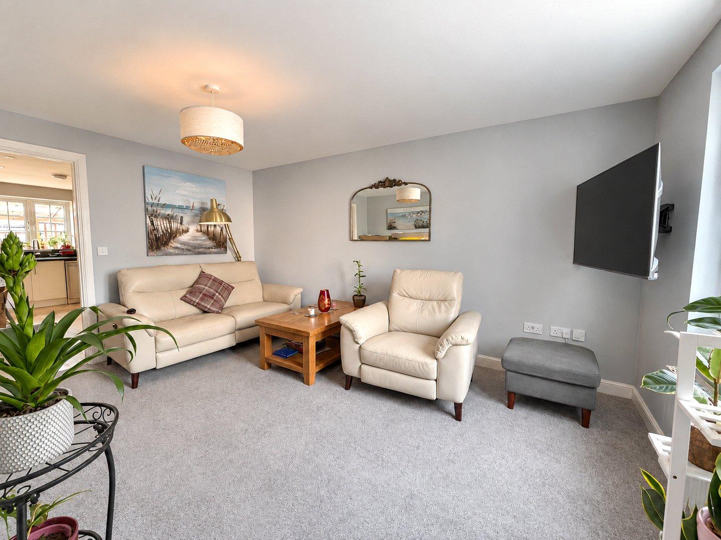 property-img
