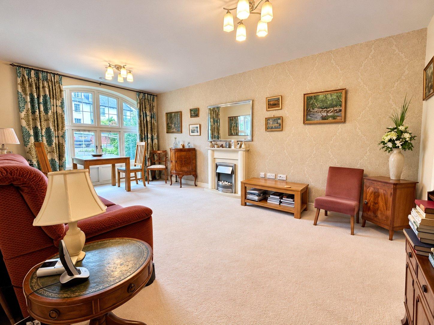 property-img