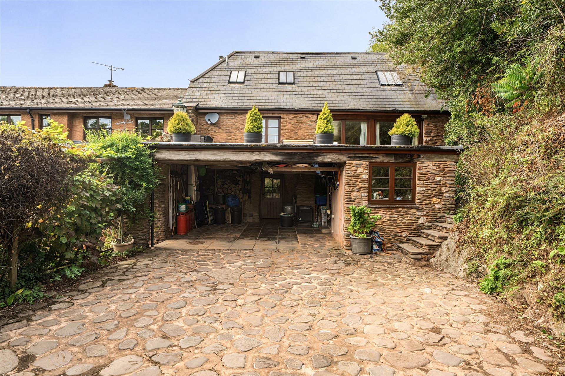 property-img