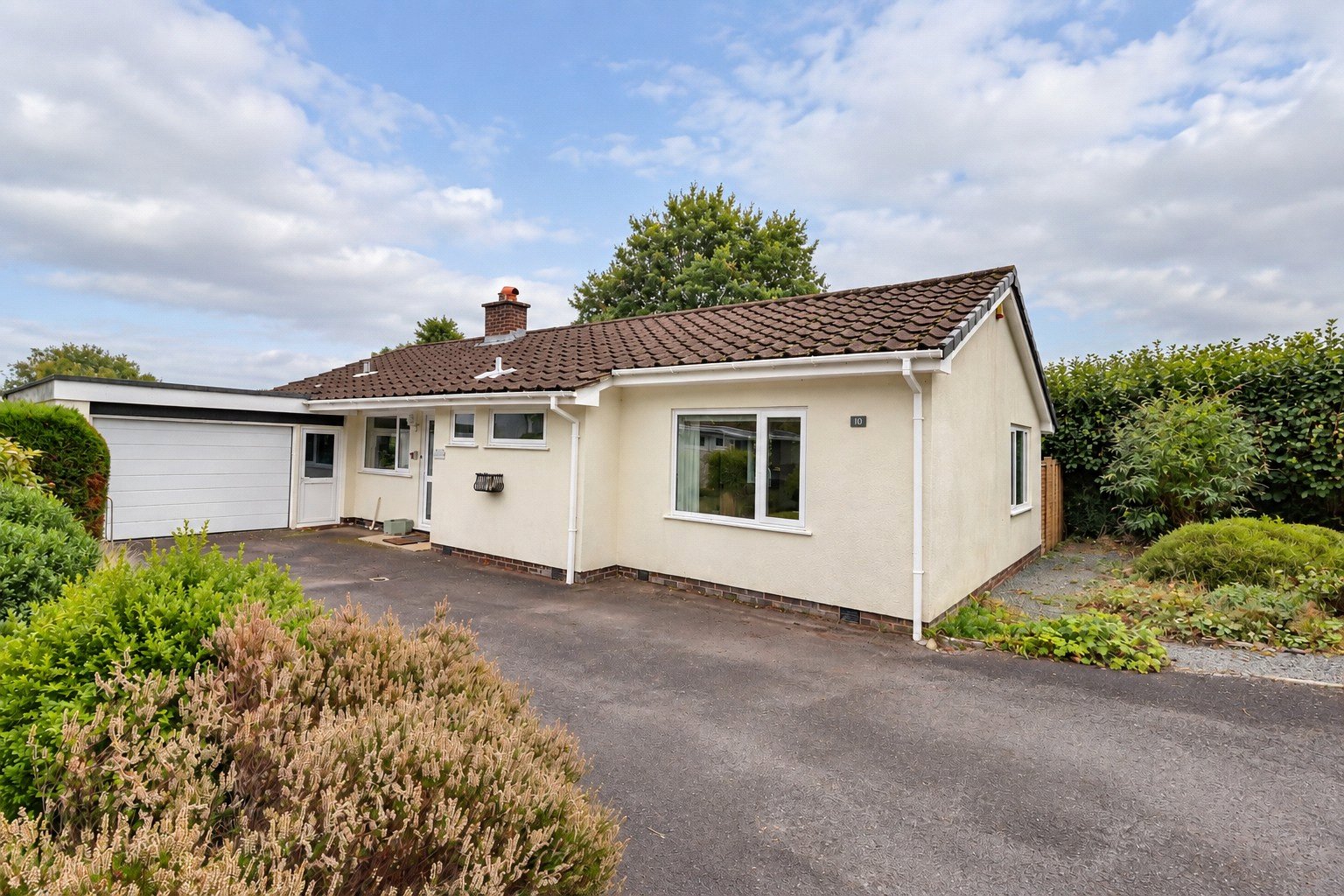 property-img
