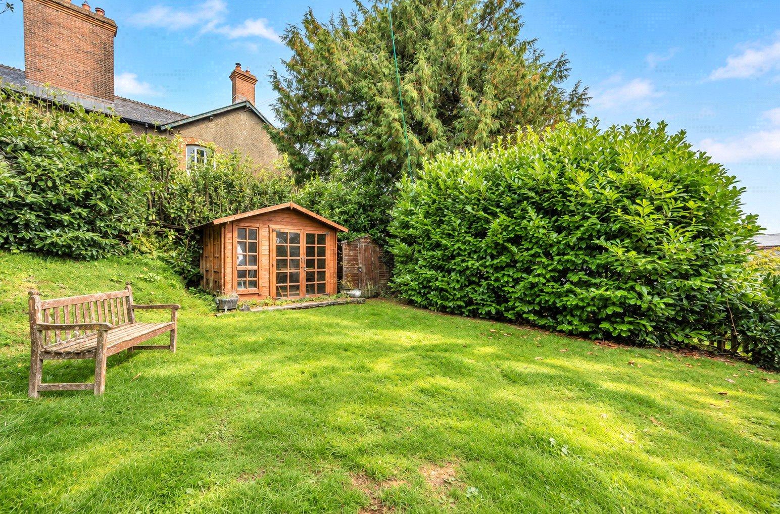 property-img