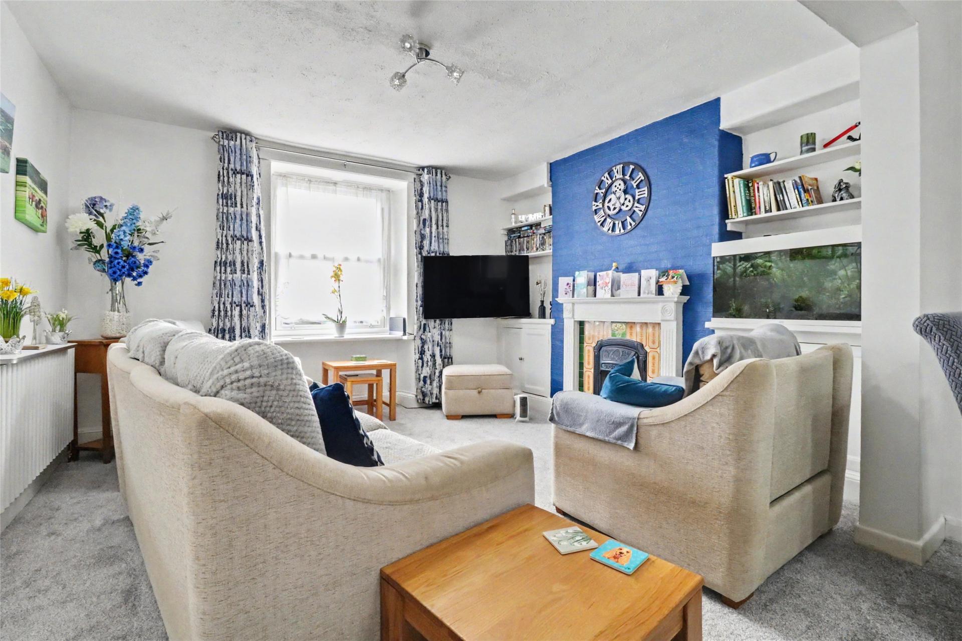 property-img