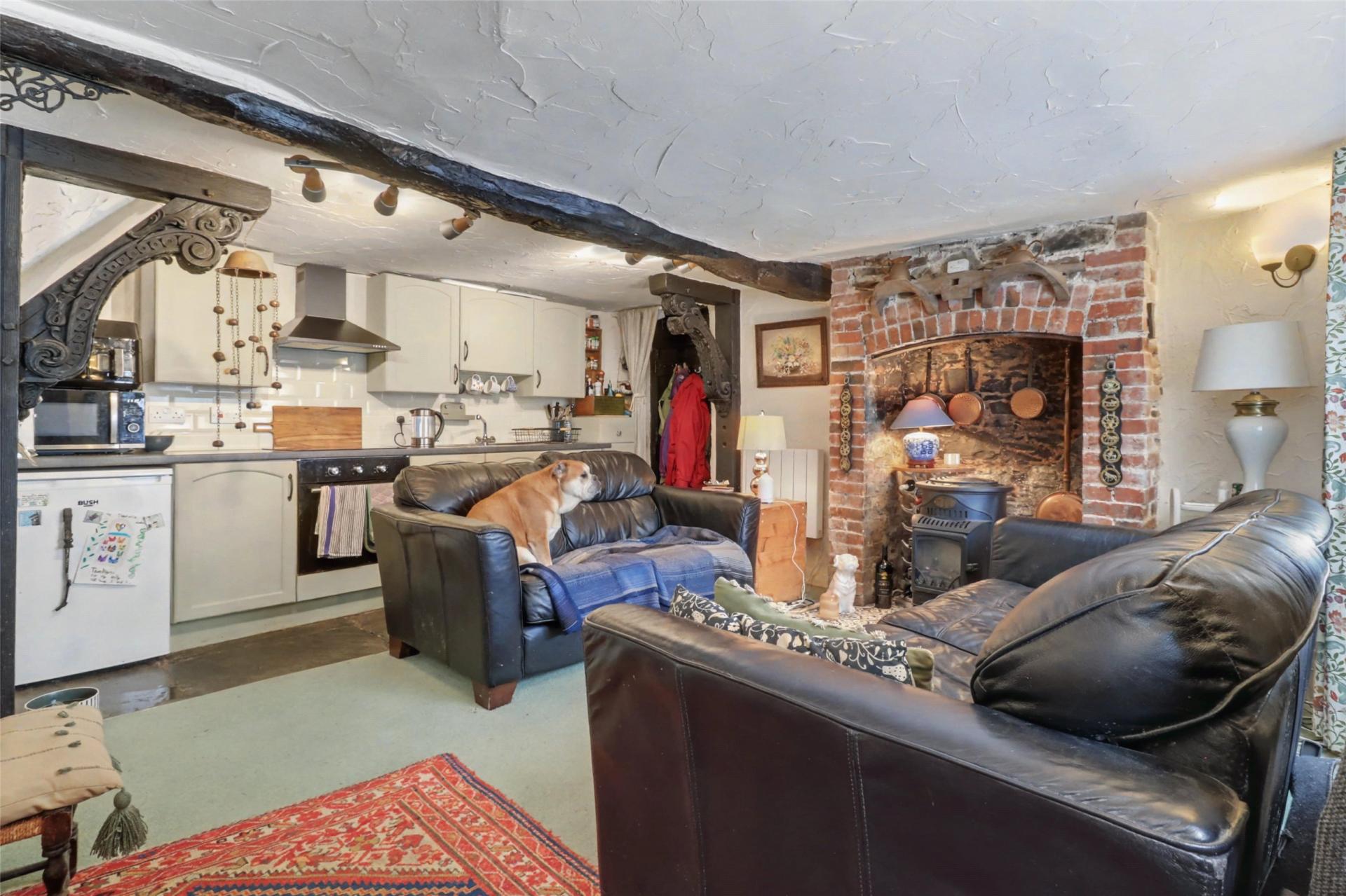 property-img