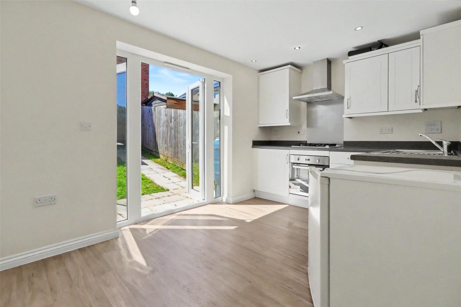 property-img