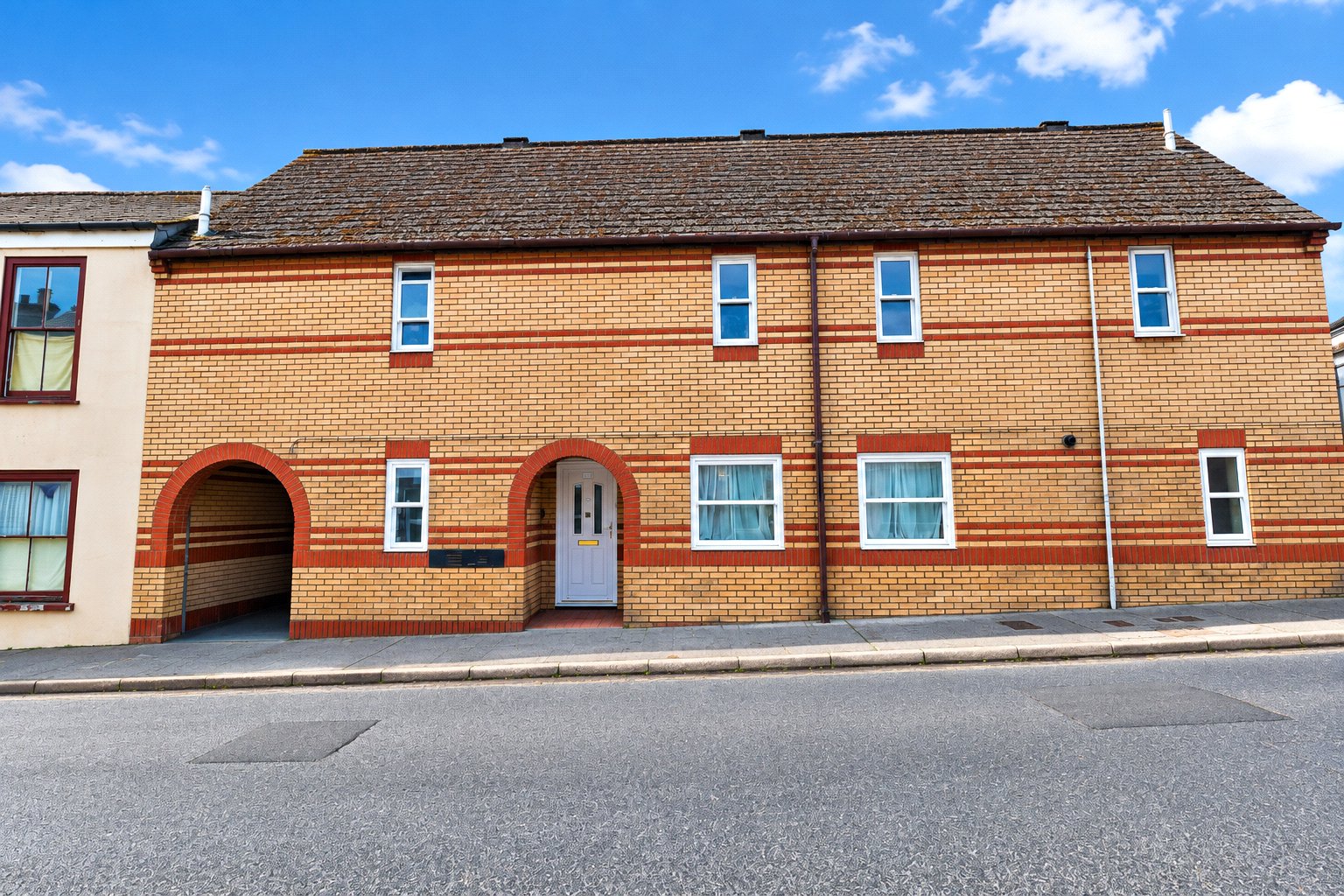 property-img