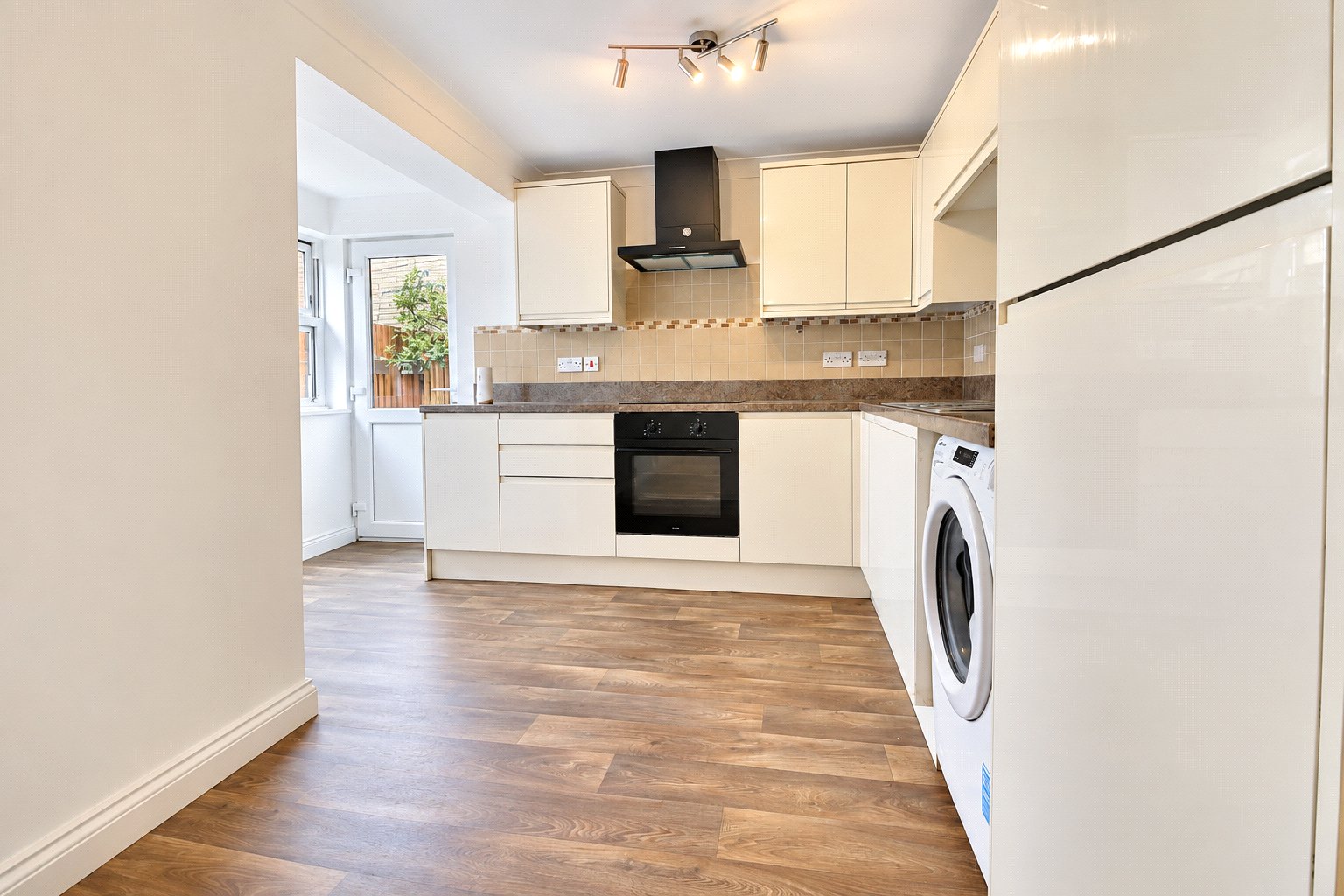 property-img