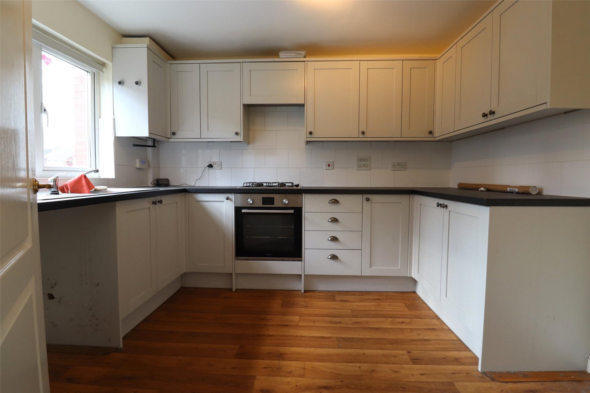 property-img