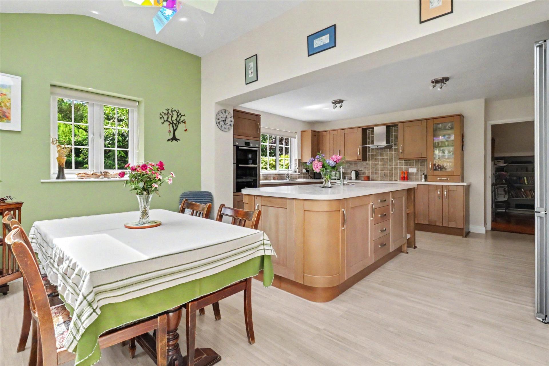 property-img