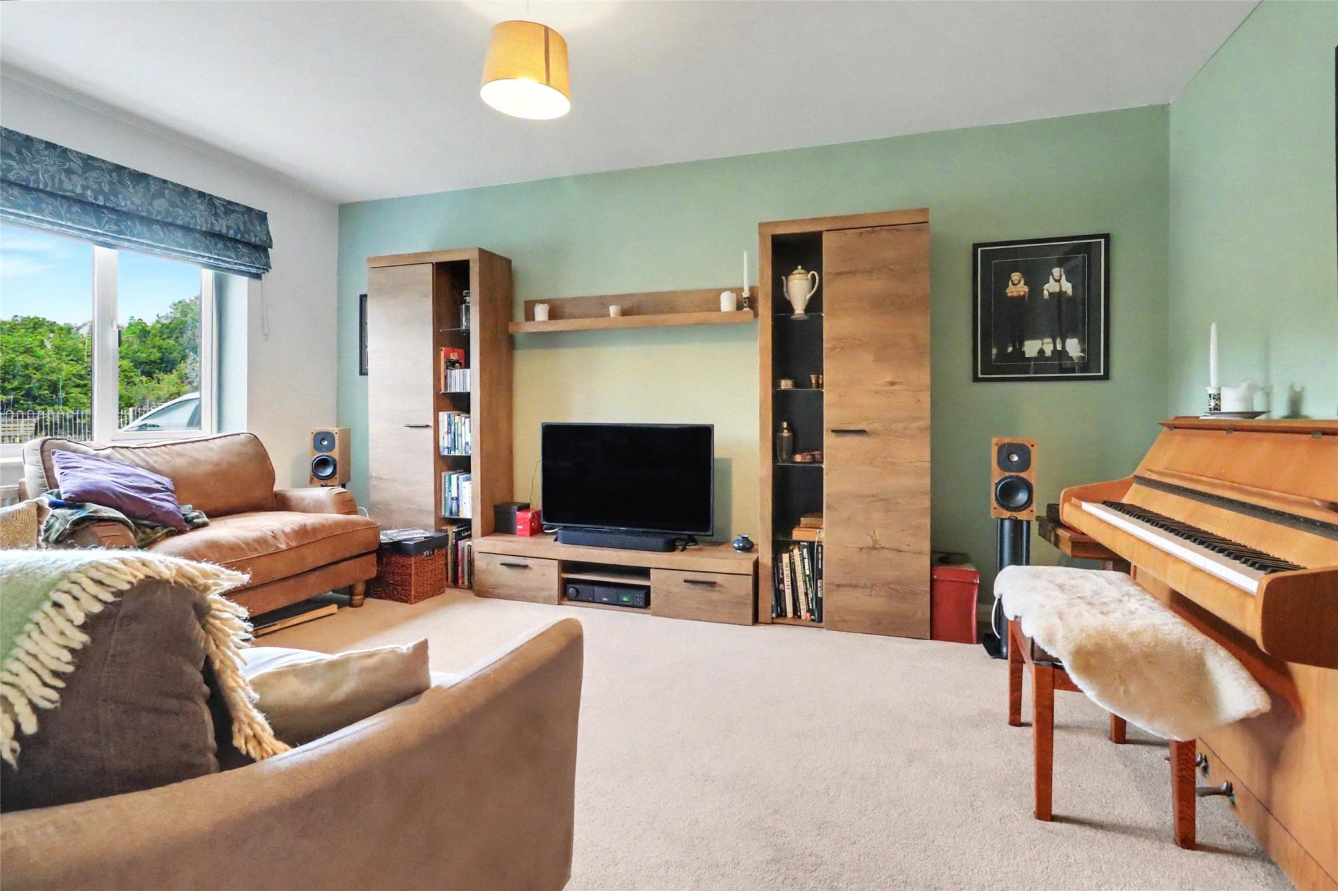 property-img