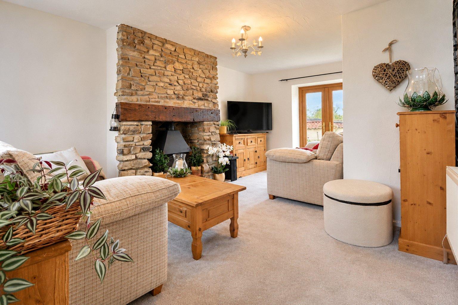property-img