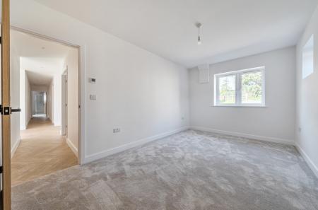 1431033-19-69c3ba...