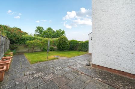 1297401-5-682da52...