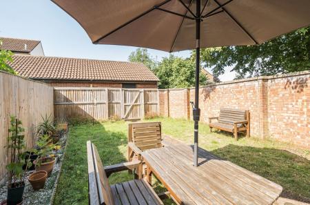 1318066-6-6866c95...