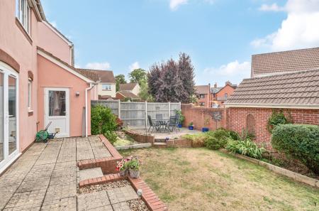 1328720-8-688b40a...