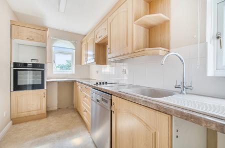 1332659-3-688c979...