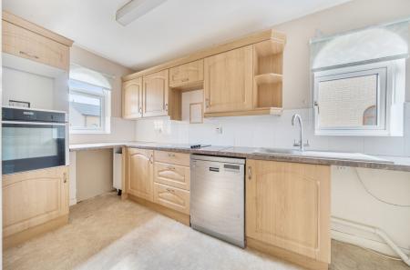 1332659-4-688c97a...