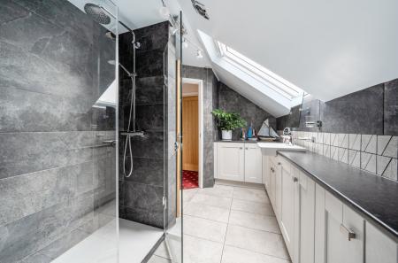 1333382-22-689504...