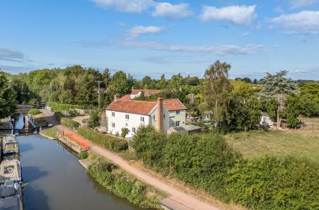 1334511-14-689f3b...