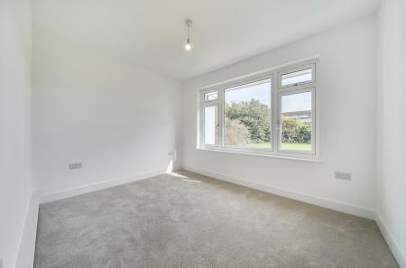 1347954-7-68bf0df...