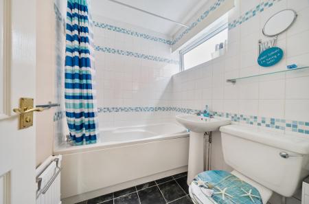 1365660-12-68f0cc...