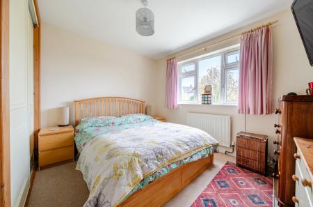 1375172-22-6909df...