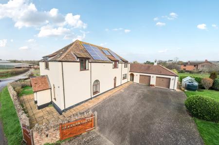 1387220-4-693af08...