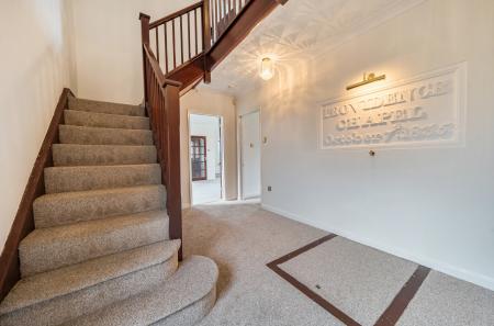 1387220-12-693af2...