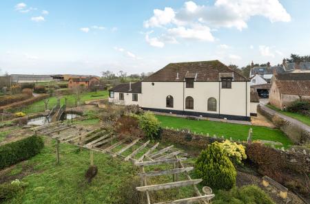 1387220-5-693af09...