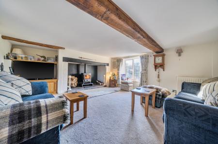 1386146-24-695d18...