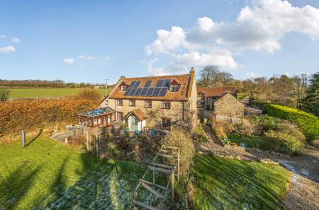 1386146-6-695d1a1...