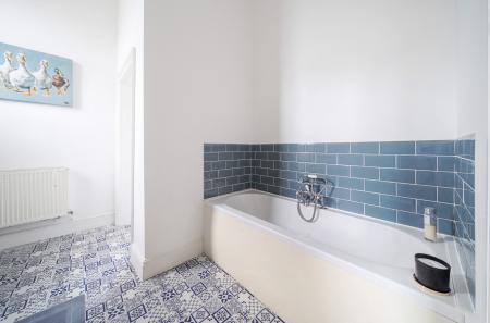 1397224-11-696a81...