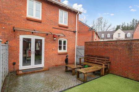 1405366-3-697cdf2...